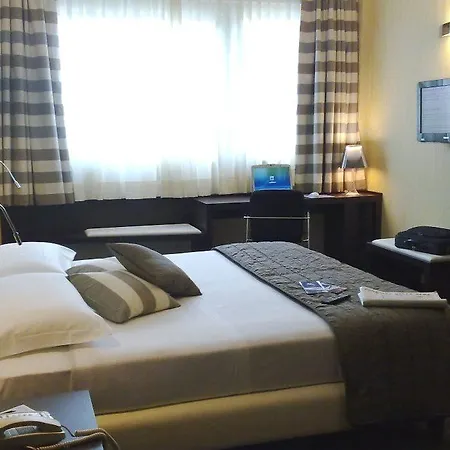Hotel Mercure Bergamo Aeroporto 4*